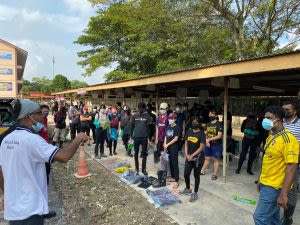 Stronger Together: AsiaHeroes Volunteers Join Cleaning Efforts In Sri Muda