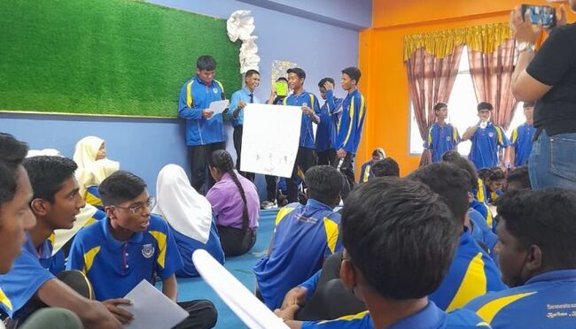 Empowering Students through Innovative Learning : BAC2School visits SMK Pantai Sepang